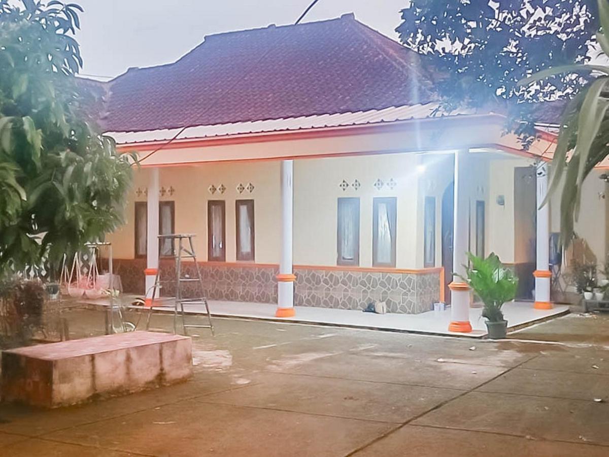 Homestay Bukit Pamoyanan 2 Redpartner Bukanagara Exterior foto